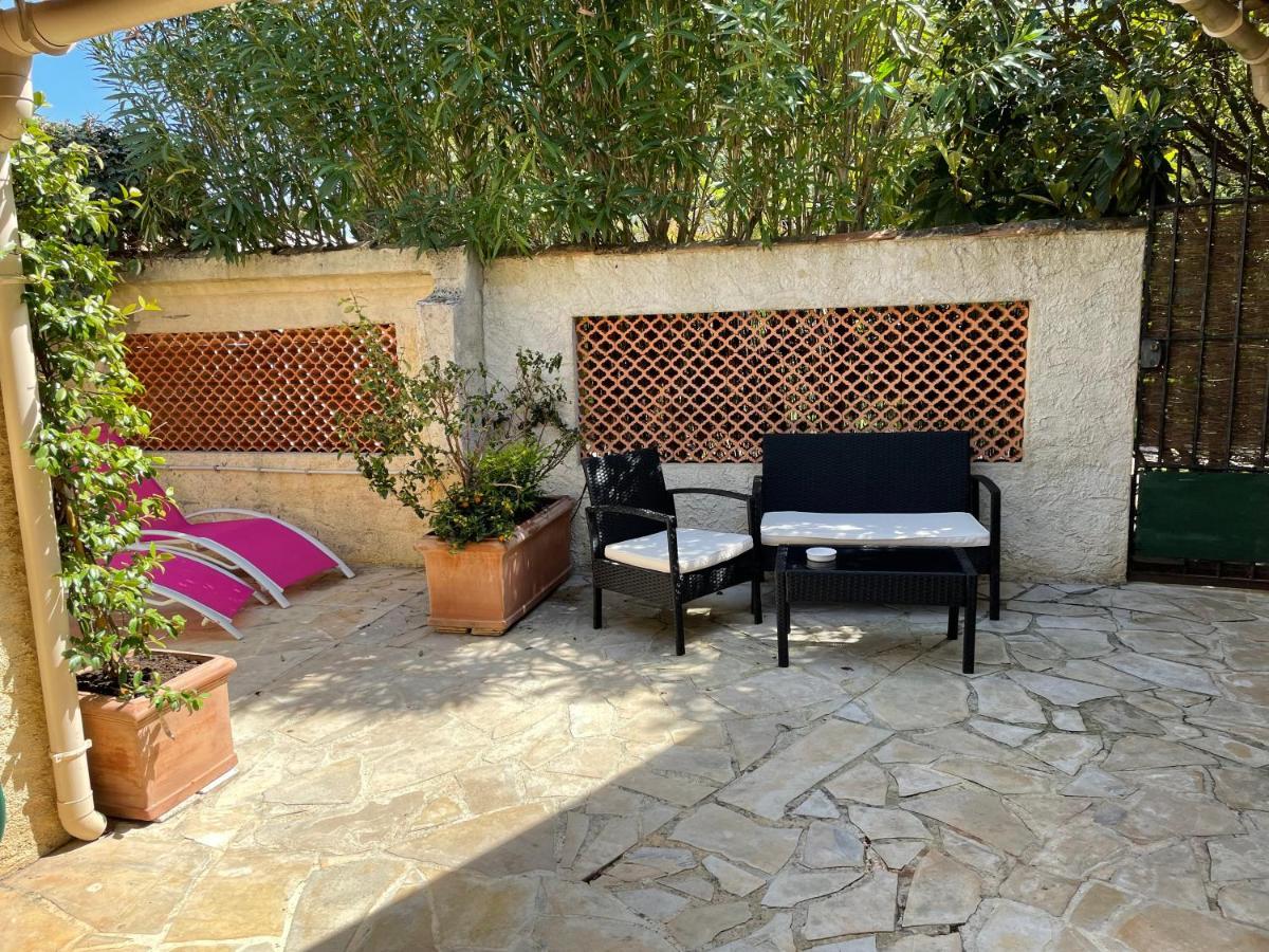 Maisonnette Au Calme Et Proche Mer Mandelieu Exterior foto